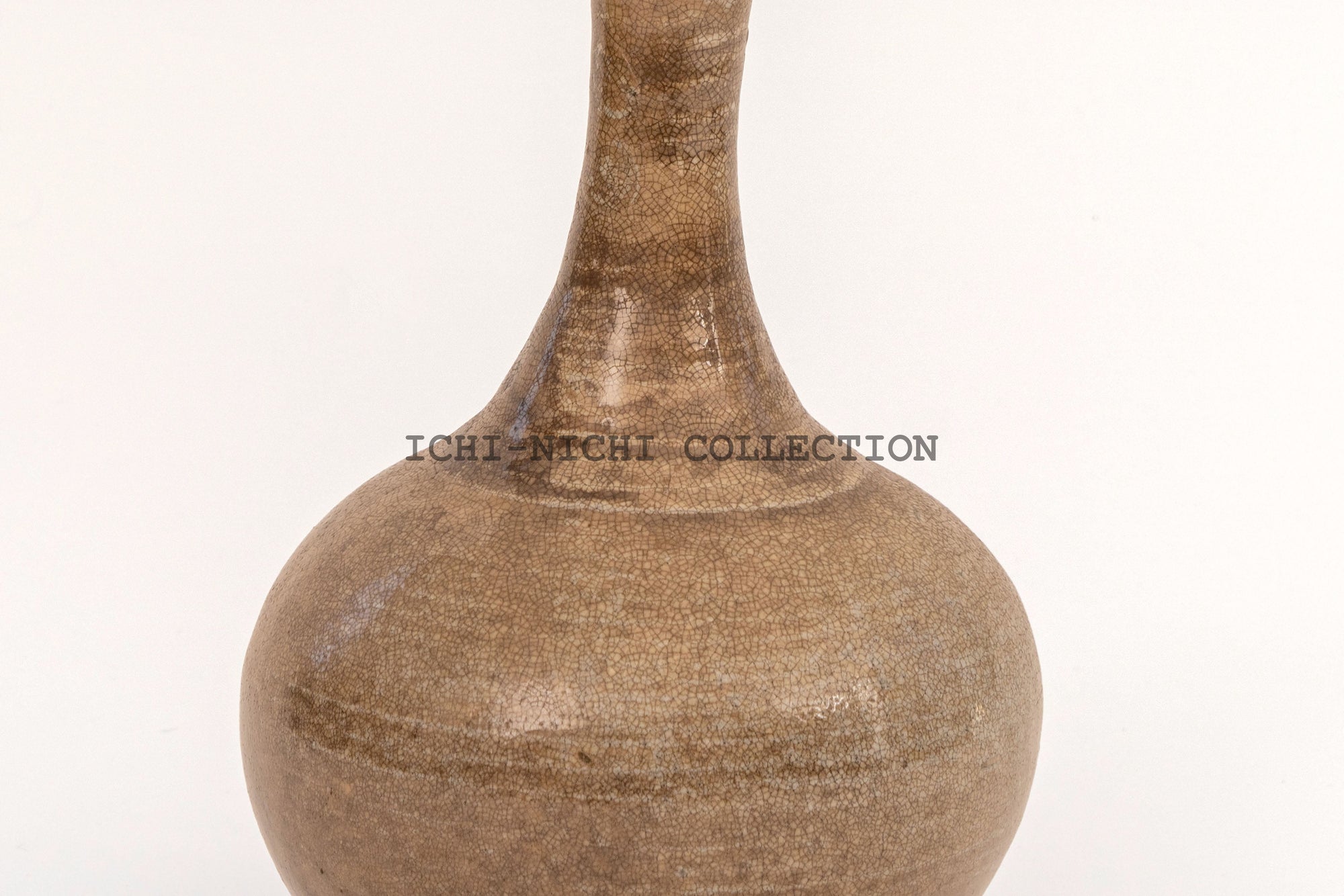 Early Takuri bottle