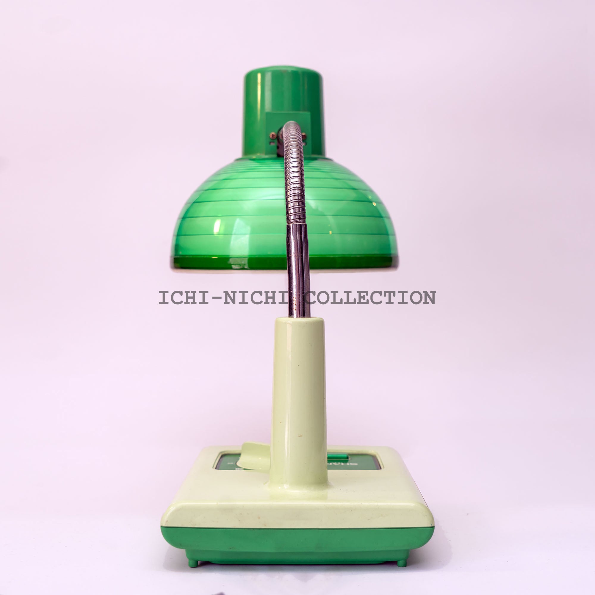 Vintage Sharp Desktop Lamp Desk Light 1970-1982 002
