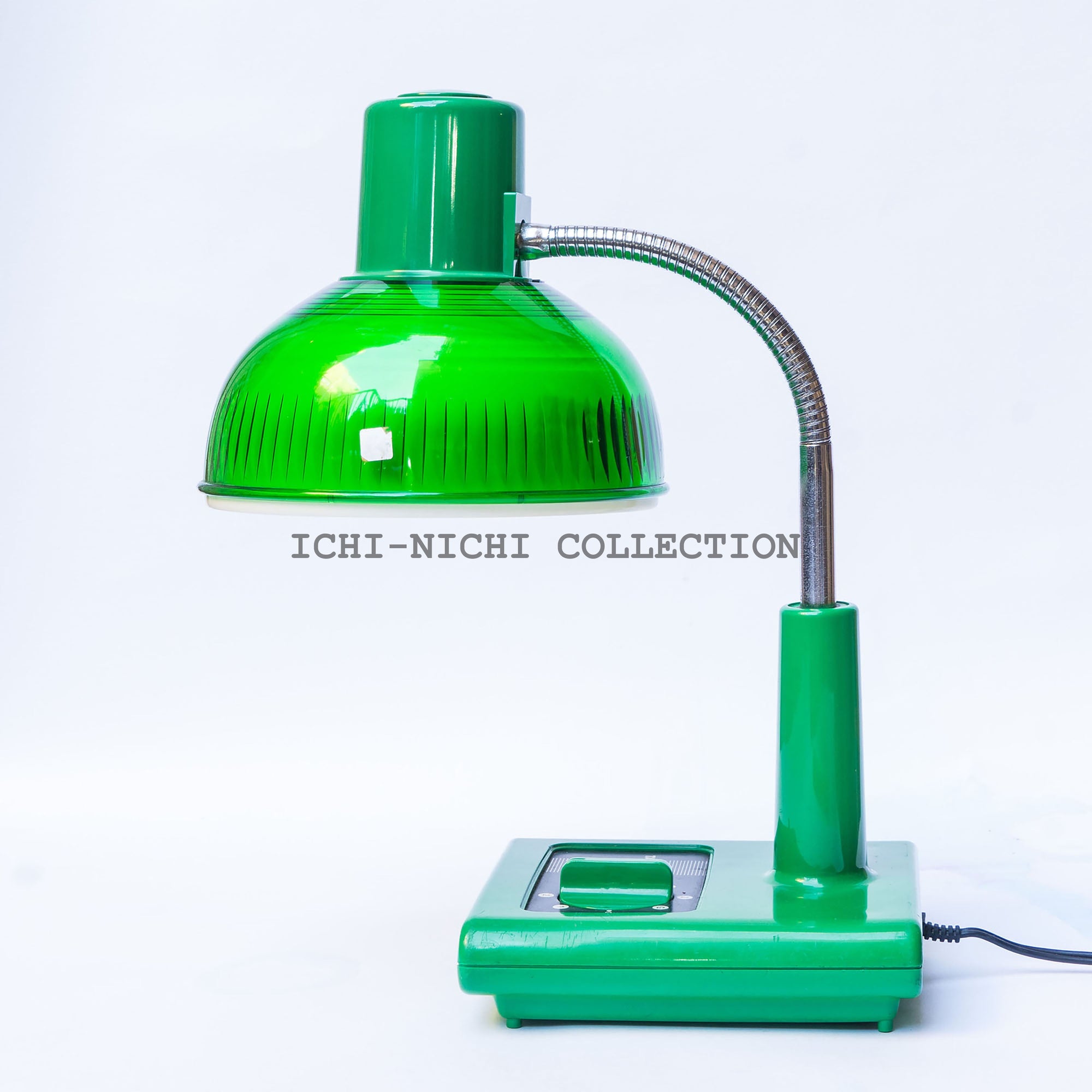 Vintage Sharp Desktop Lamp Desk Light 1970-1982 005