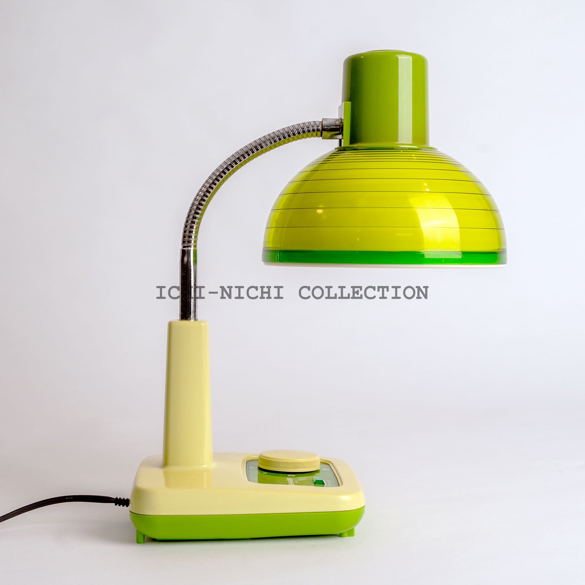 Vintage Sharp Desktop Lamp Desk Light 1970-1982 008