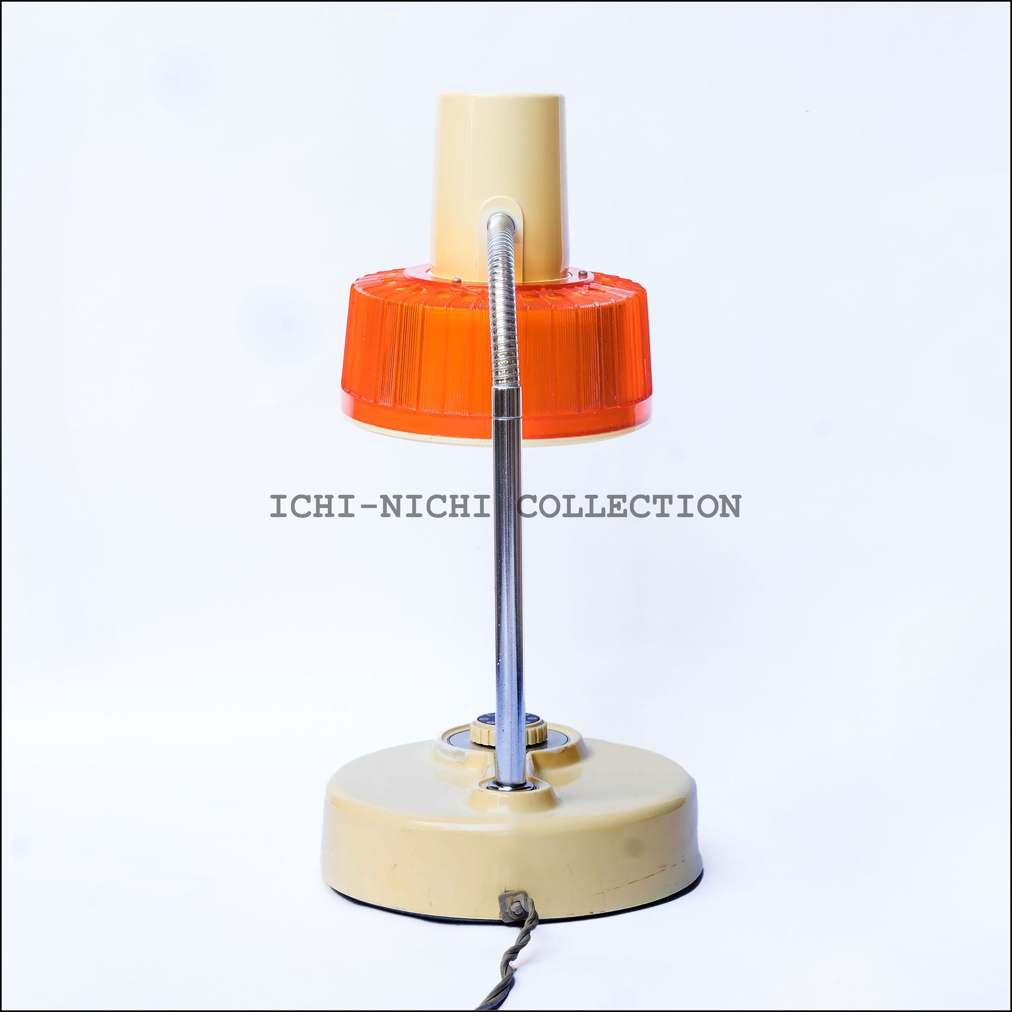 Vintage  Desktop Lamp Desk Light Made in Japan 1970-1980009