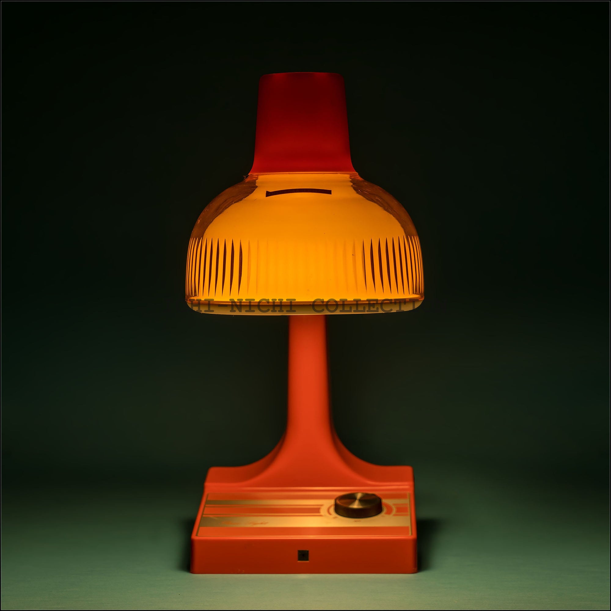 Vintage  Desktop Lamp Desk Light Made in Japan 1970-1980   010