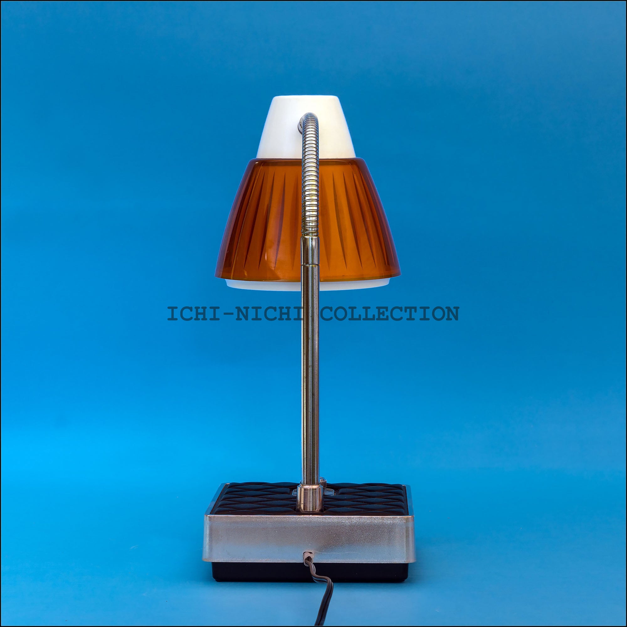 Vintage SANYO Desktop Lamp Desk Light 1970-1980  011