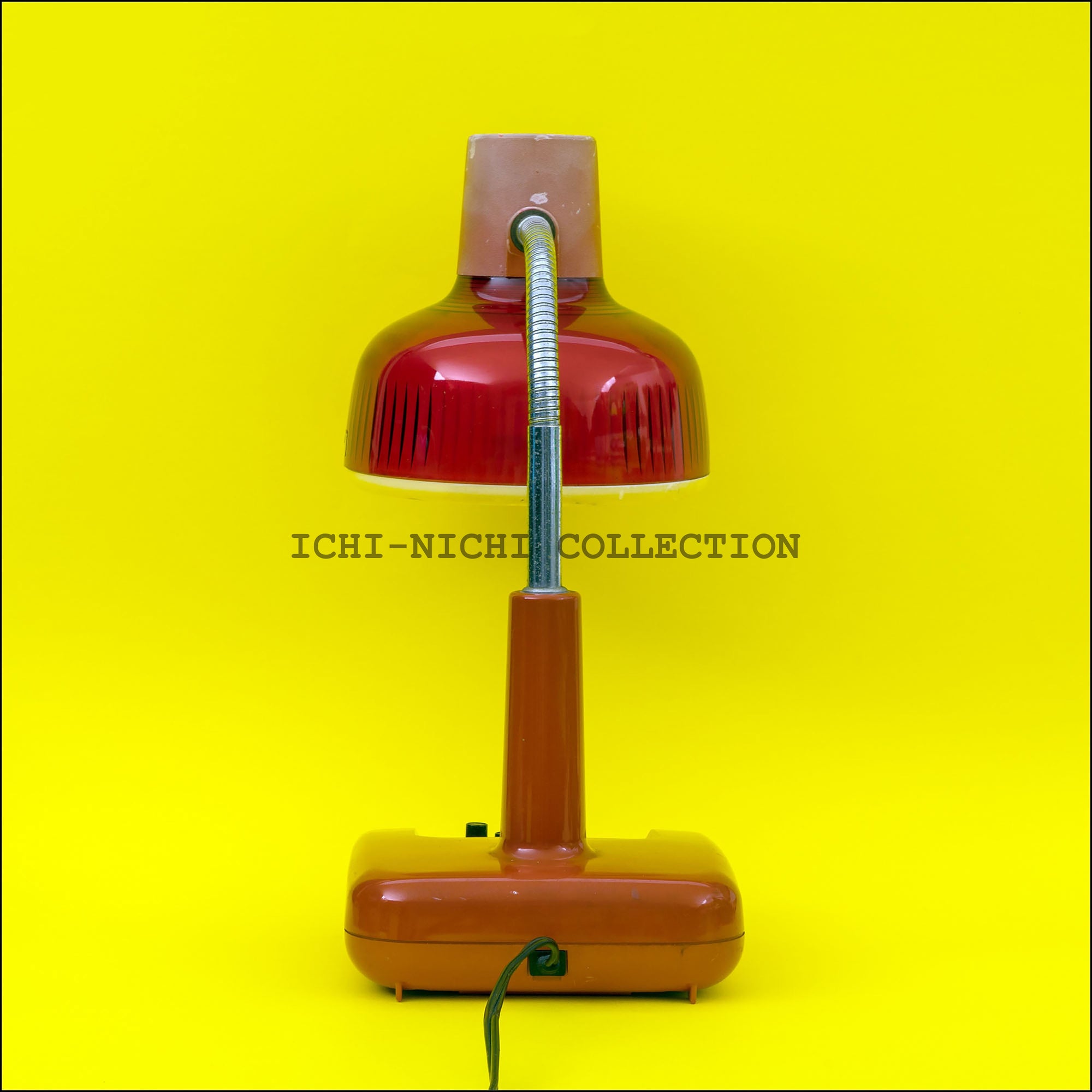 Vintage Sanyo Desktop Lamp Desk Light 1970-1980  013 SOLD