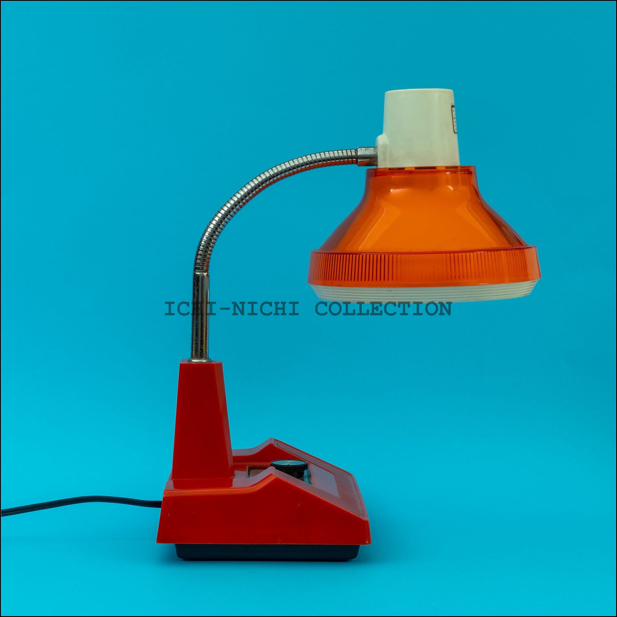 Vintage  Desktop Lamp Desk Light 1970-1980   012