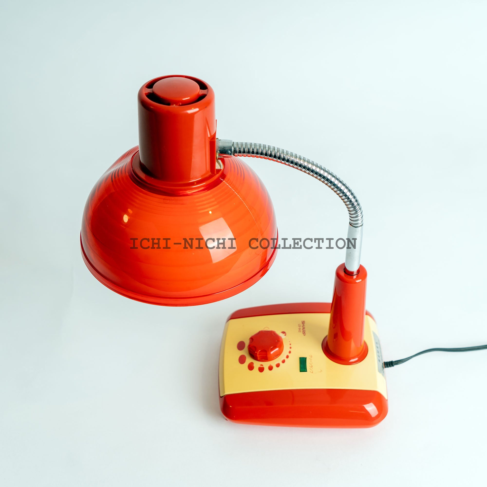 Vintage Sharp Desktop Lamp Desk Light 015